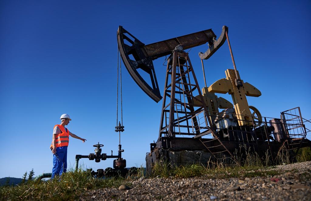 Oil Price Prediction for 2024, 2025-2030  Oil price prediction